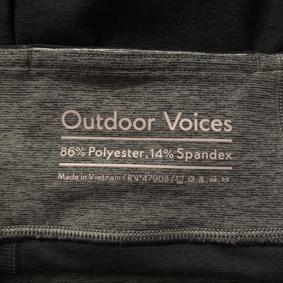 Outdoor Voices 3/4 dip warmup leggings - Picture 6 of 6